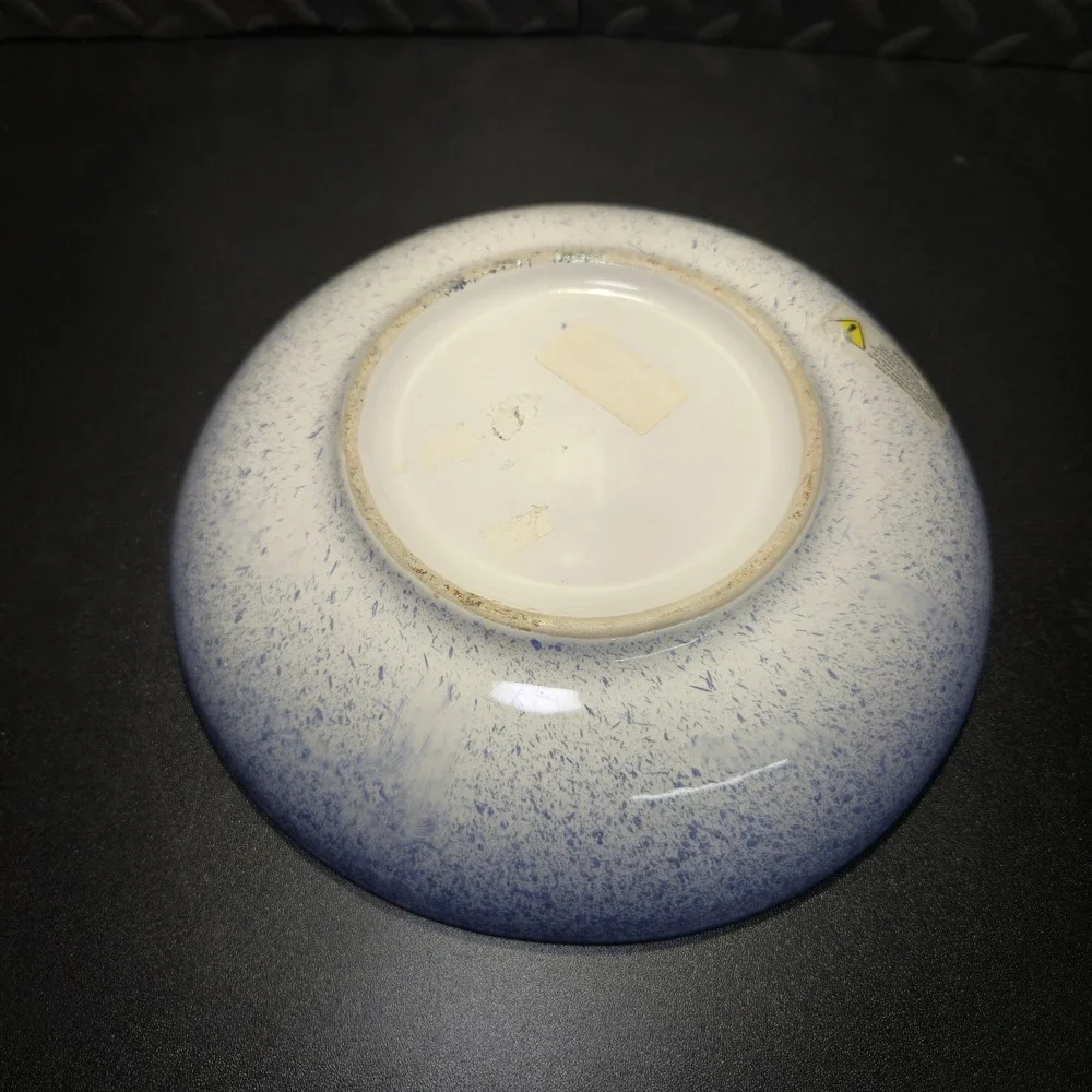 Aparicio Ceramics Blue And White Splatter Paint Design 9 1/4